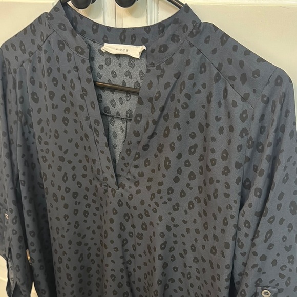 Lush Blouse. Size M. Dark blue and black. - Picture 3 of 6